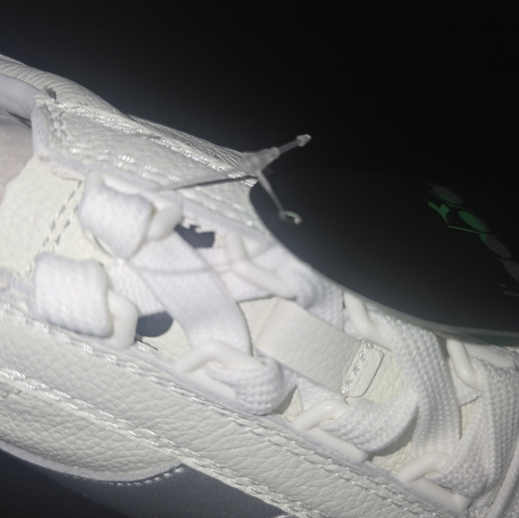 Diadora Never-worn Size 8.5 - Picture 6 of 7